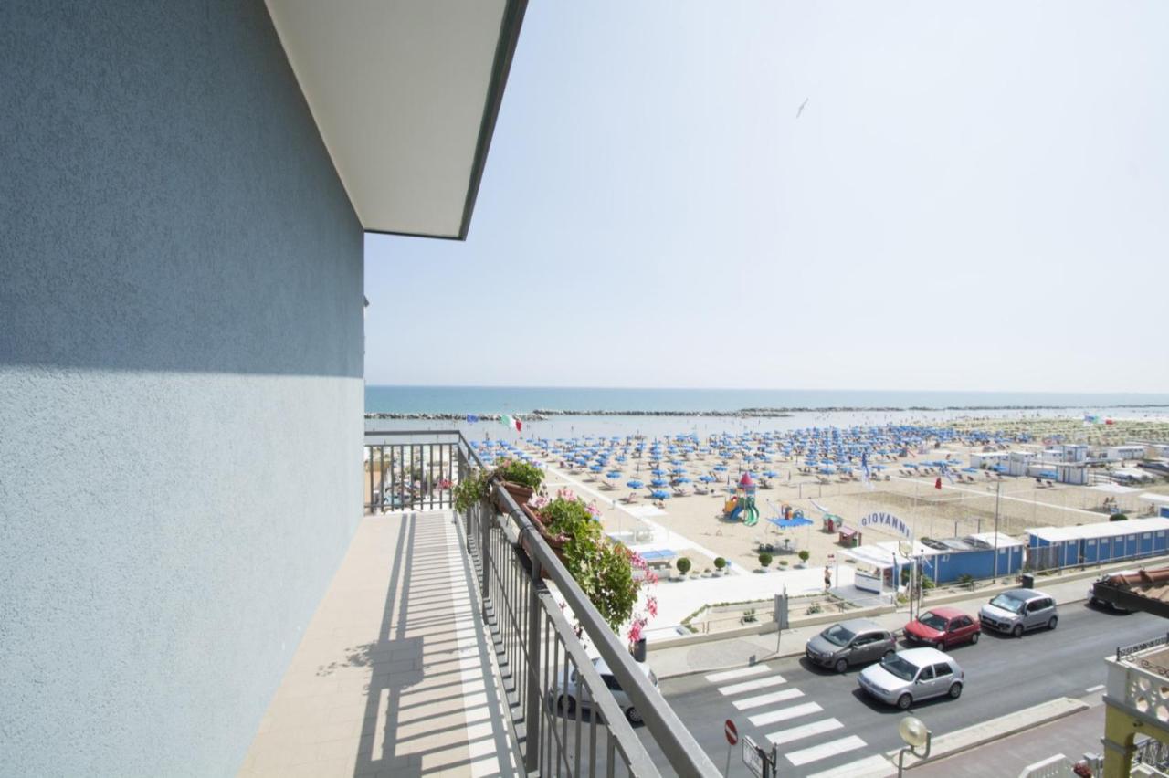 Hotel Isabell Rimini Esterno foto